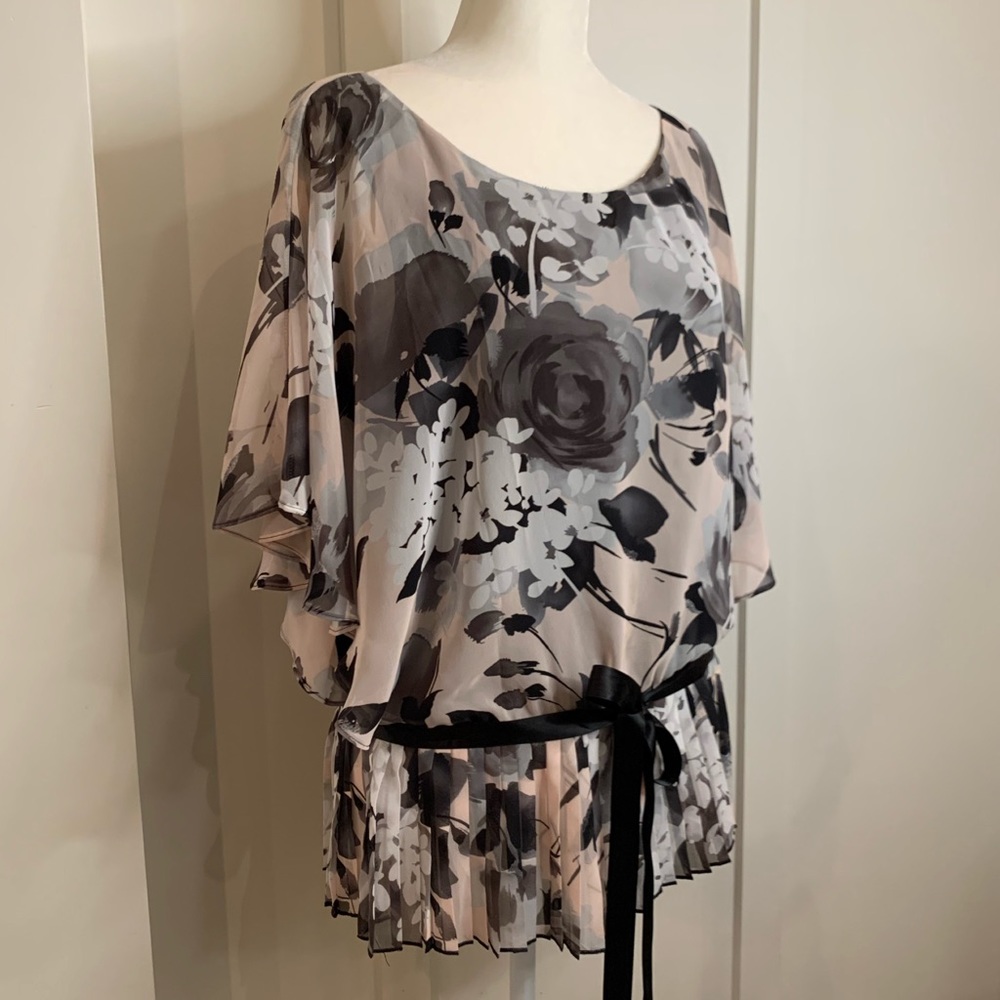 Collection by Dress Barn Flowered Flowey Top
